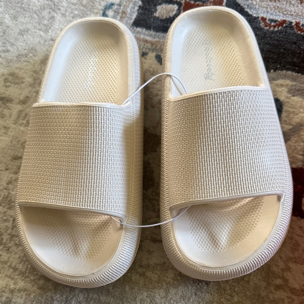 Women's Cream Slide Sandals